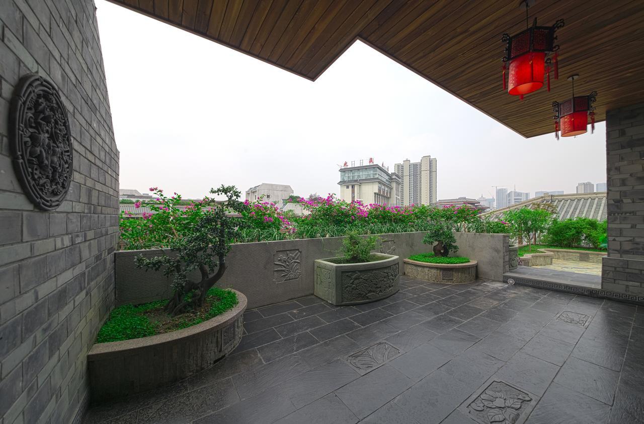 Han Dynasty Boutique Hotel Чънду Екстериор снимка
